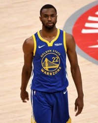 开云体育-勇士心里的石头落地！维金斯已经接种疫苗