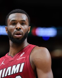 开云下载-今天效率挺高！维金斯13中8&amp;三分7中4砍下24+5 无奈球队惨败