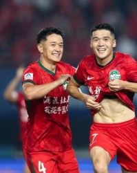 【中超】钟义浩费利佩建功 河南2比0送国安连败
