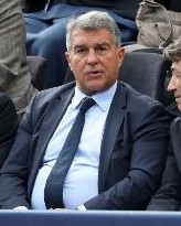 世体：巴萨董事会讨论诺坎普进度，及1亿VIP座位交易的财务审计