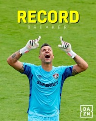 开云体育-法比奥44岁超越希尔顿出场纪录，成就非凡